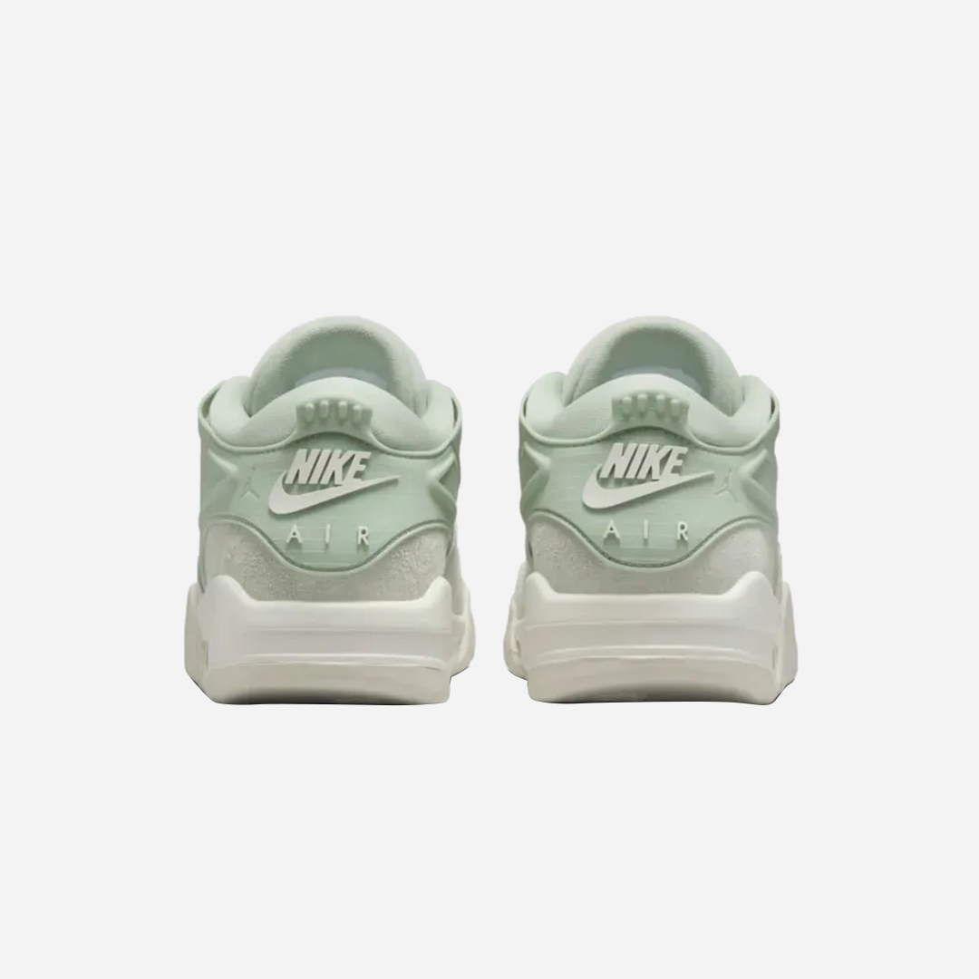 Air Jordan 4 RM Jade Horizon